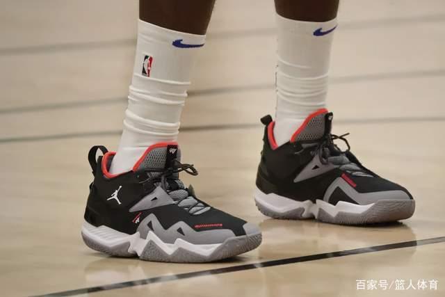 易建联17分马尚21+12 广东6人上双险胜广厦