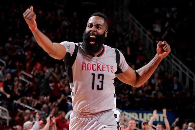 英超-拉什福德齐尔克泽双响 曼联4-0埃弗顿