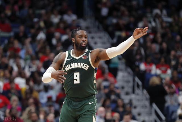 赵继伟15+8+7林葳空砍24分 辽宁送同曦3连败